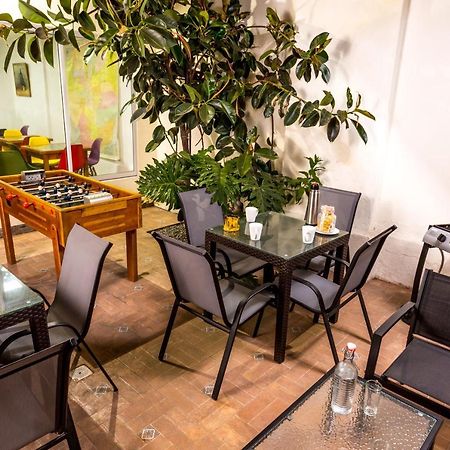 Bento Hostel (Adults Only) サンティアゴ エクステリア 写真