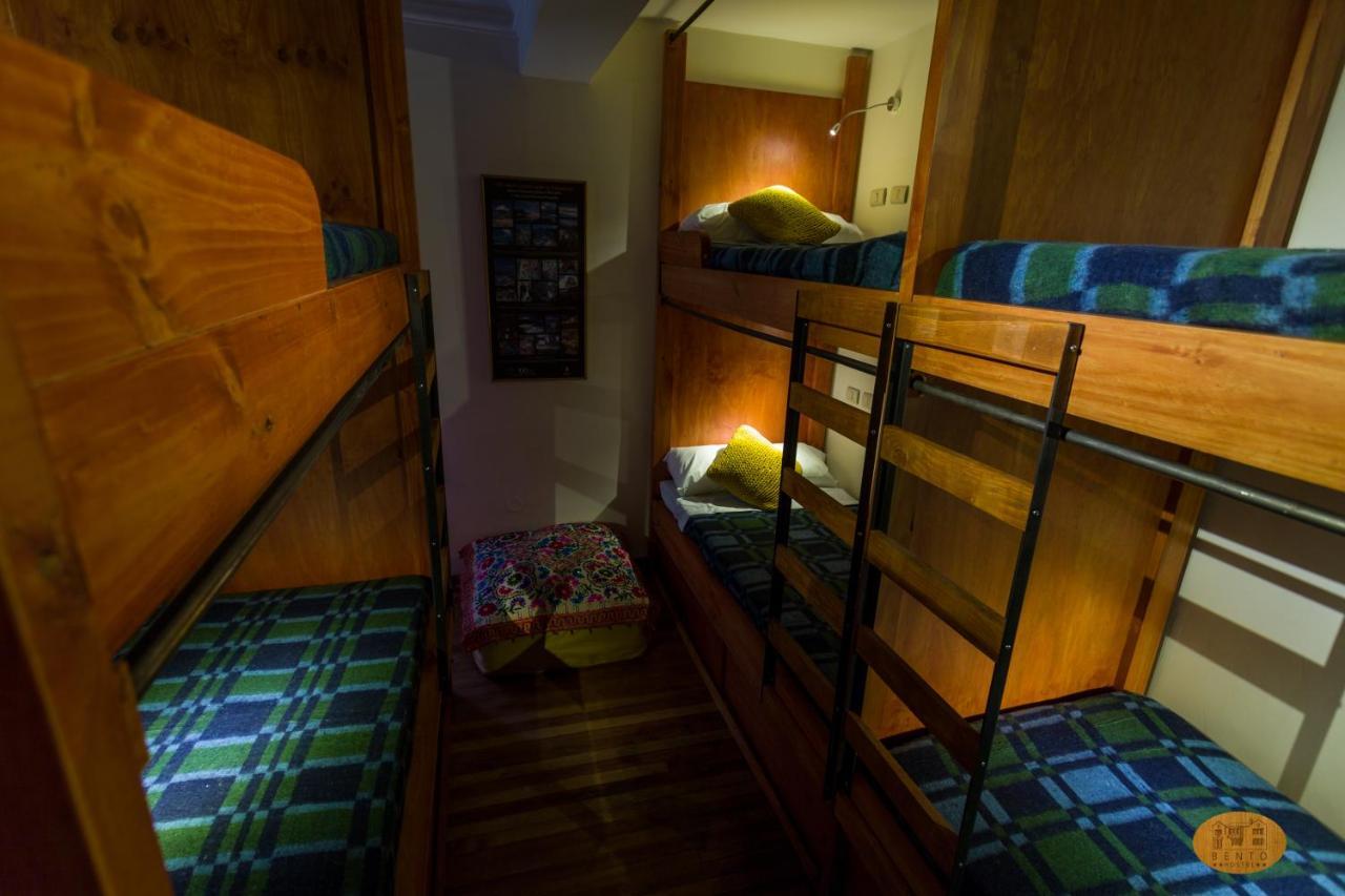 Bento Hostel (Adults Only) サンティアゴ エクステリア 写真
